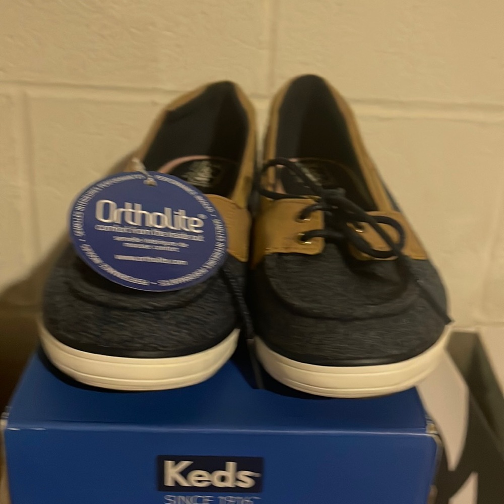 Keds comfort shoe 71/2